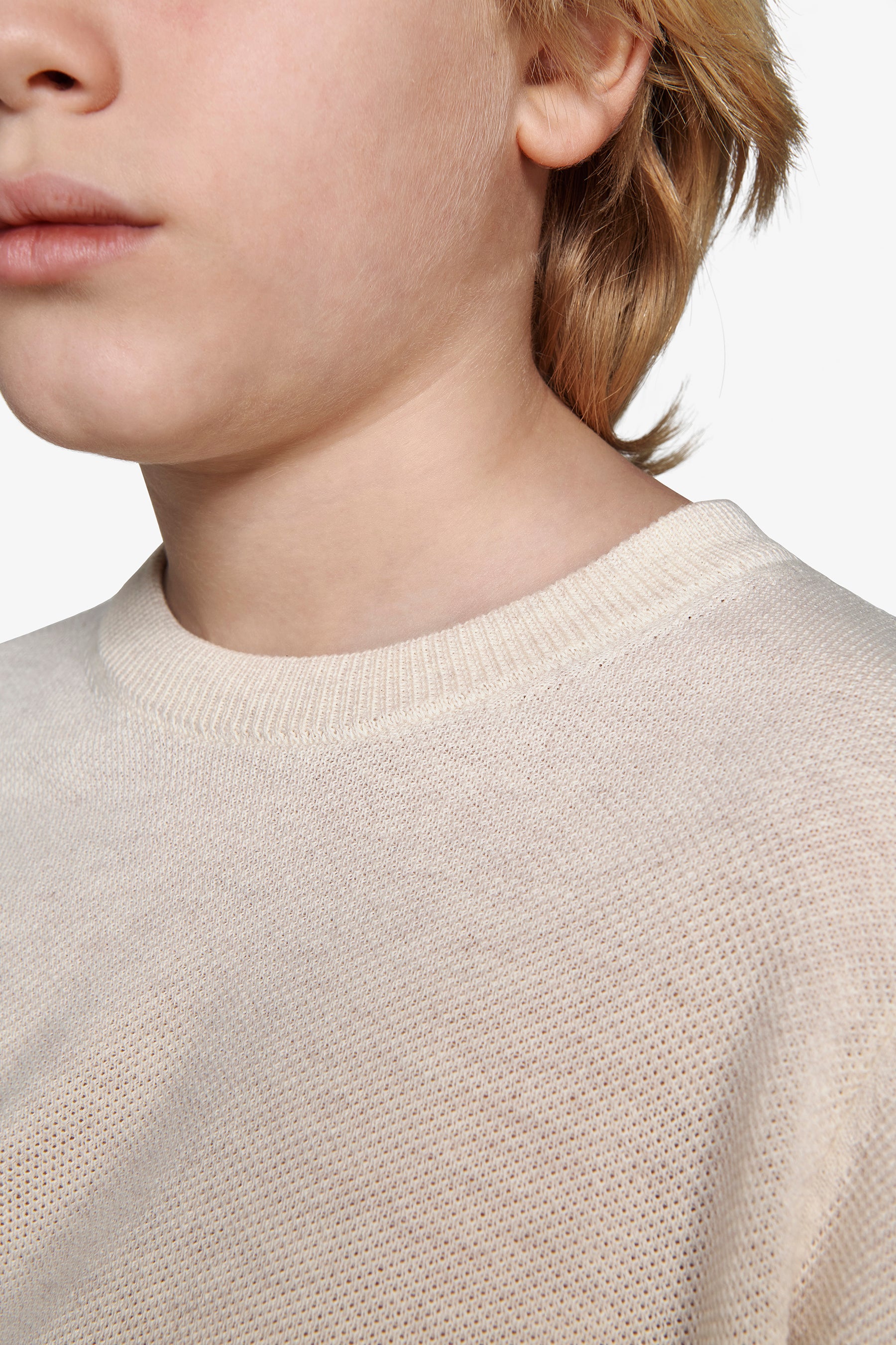 Jersey de cuello redondo texturizado arena Kids