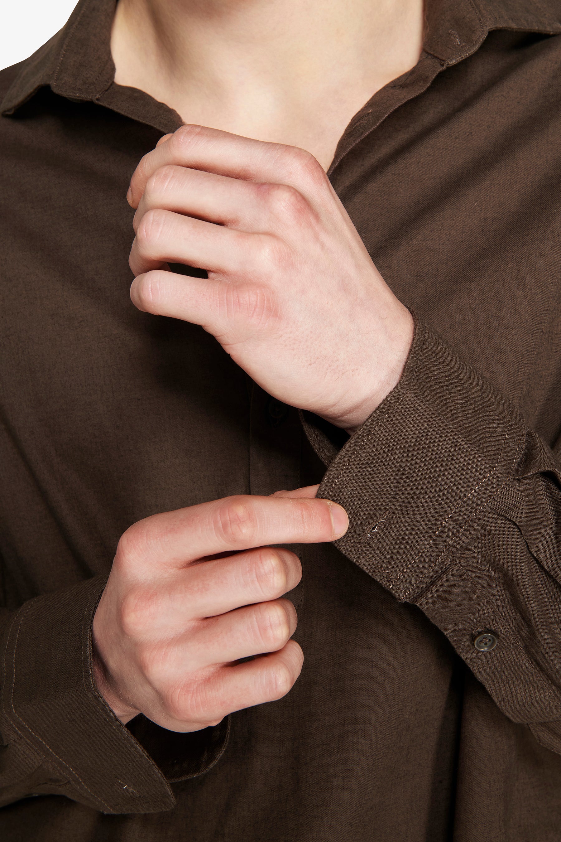VOLUME Dark brown linen blend chester shirt
