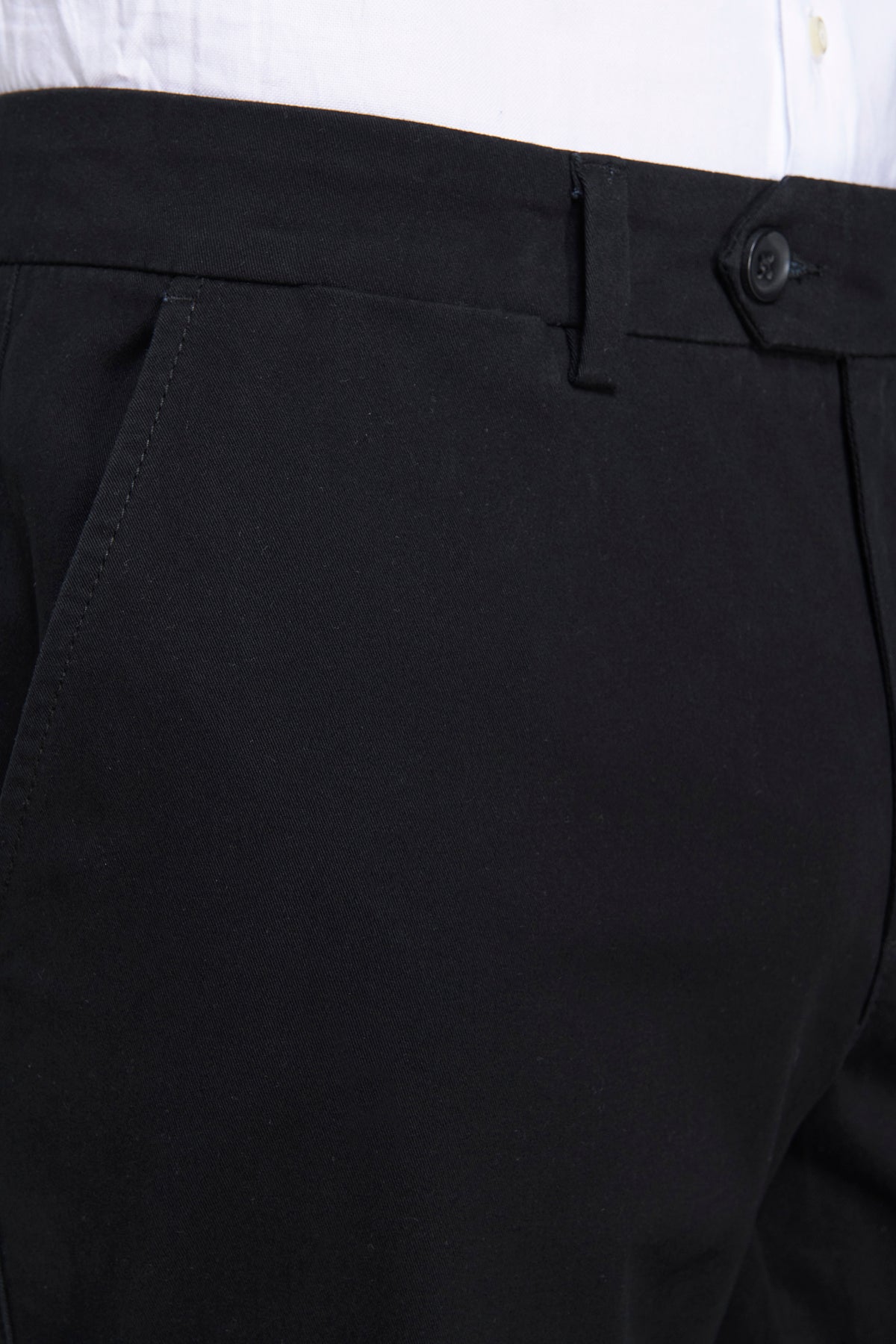 Pantaloni chino gabardina regular neri