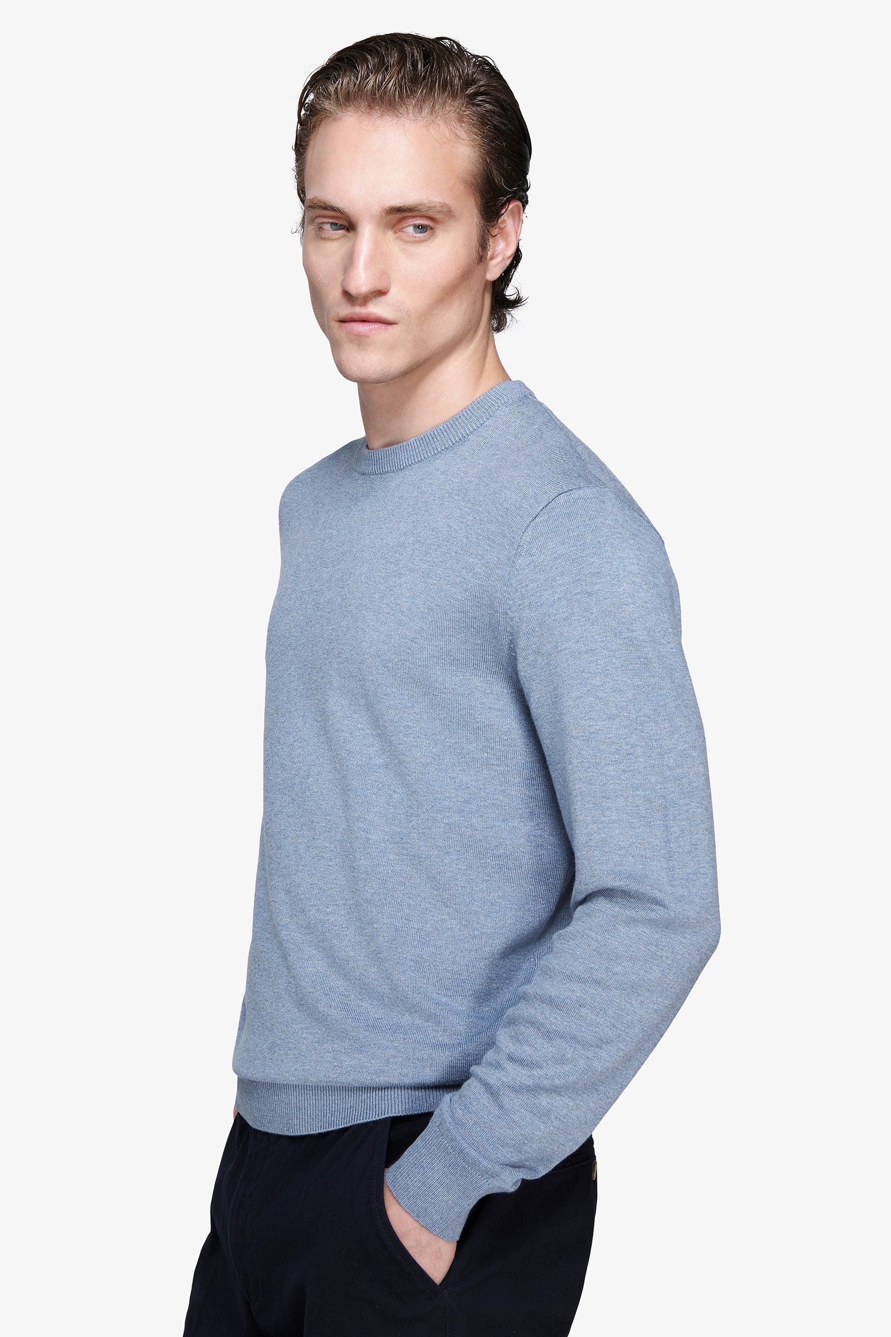Maglia girocollo basic celeste