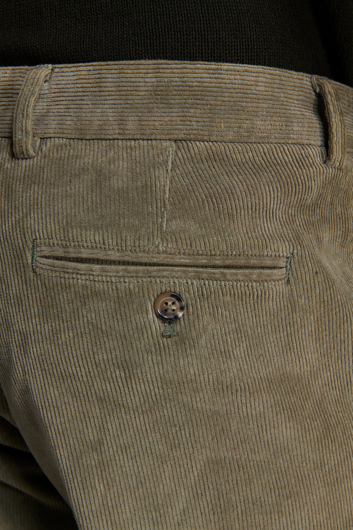 Pantaloni velluto millerighe regular oliva