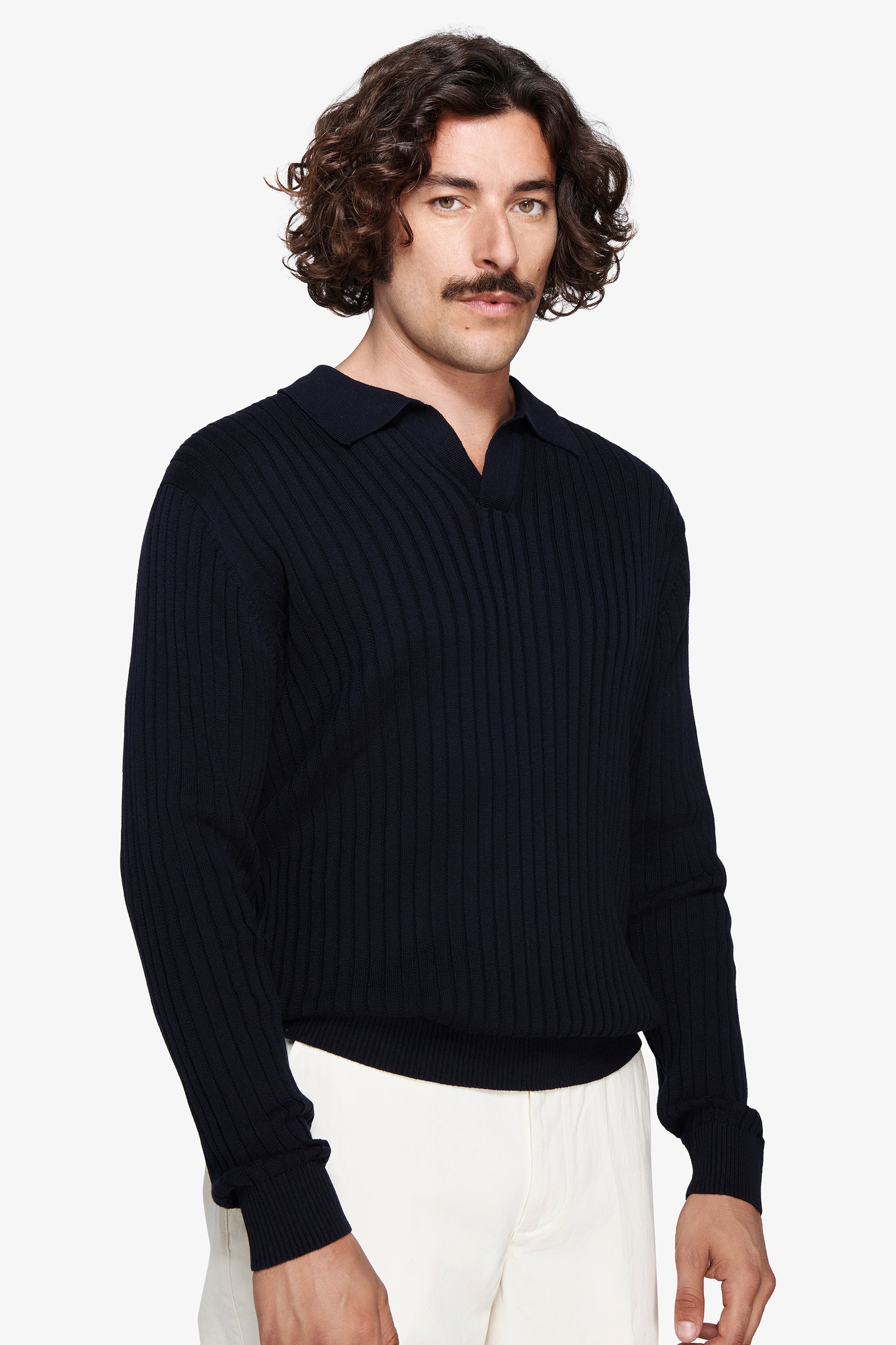 Poloshirt aus Flachstrick in Blau