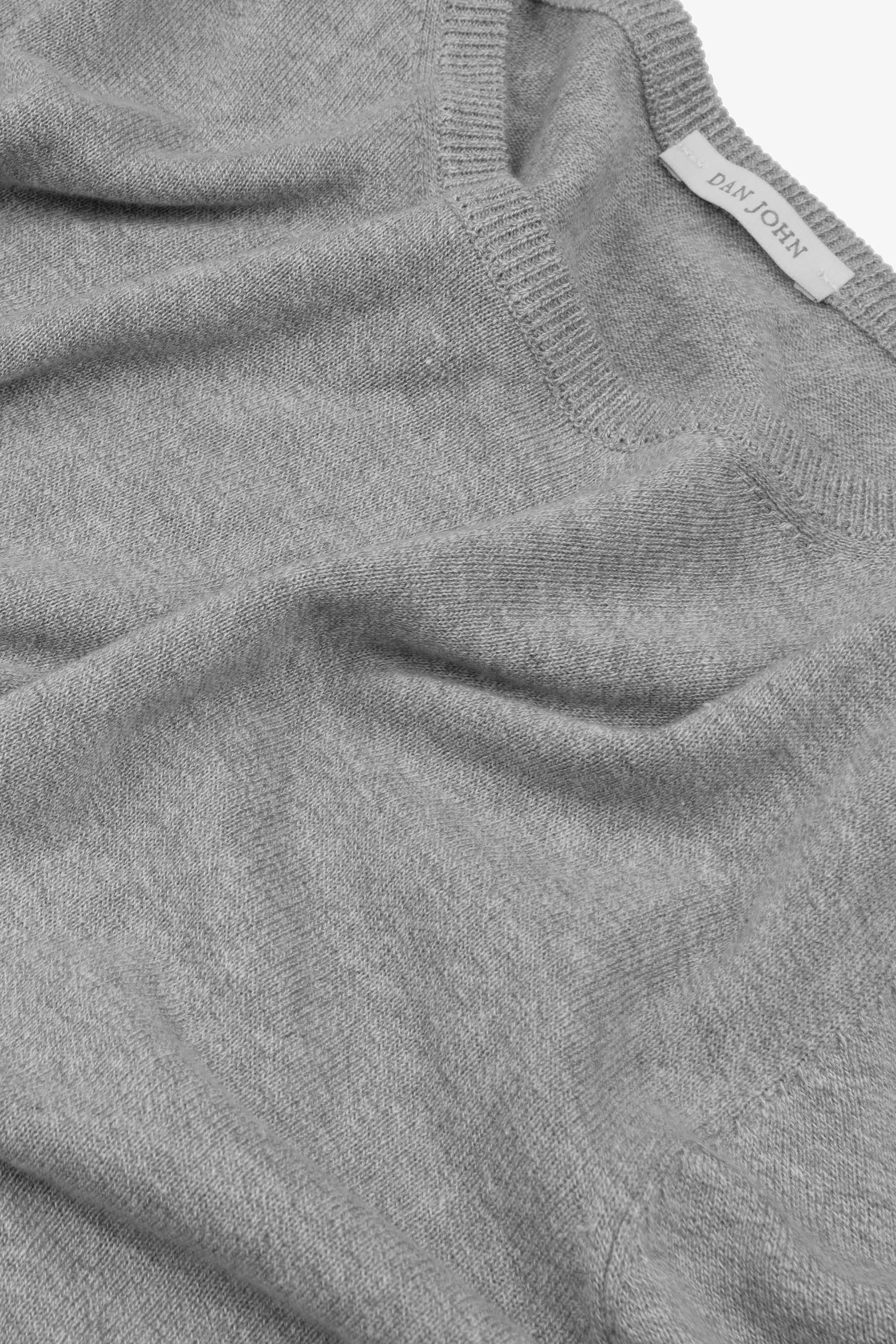 Basic-Pullover mit Rundhalsausschnitt in Grau