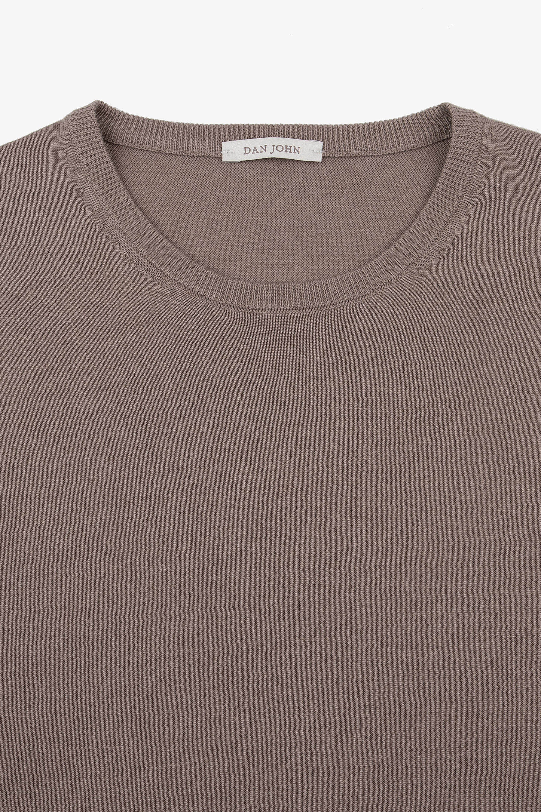 T-Shirt aus Strick in Taupe