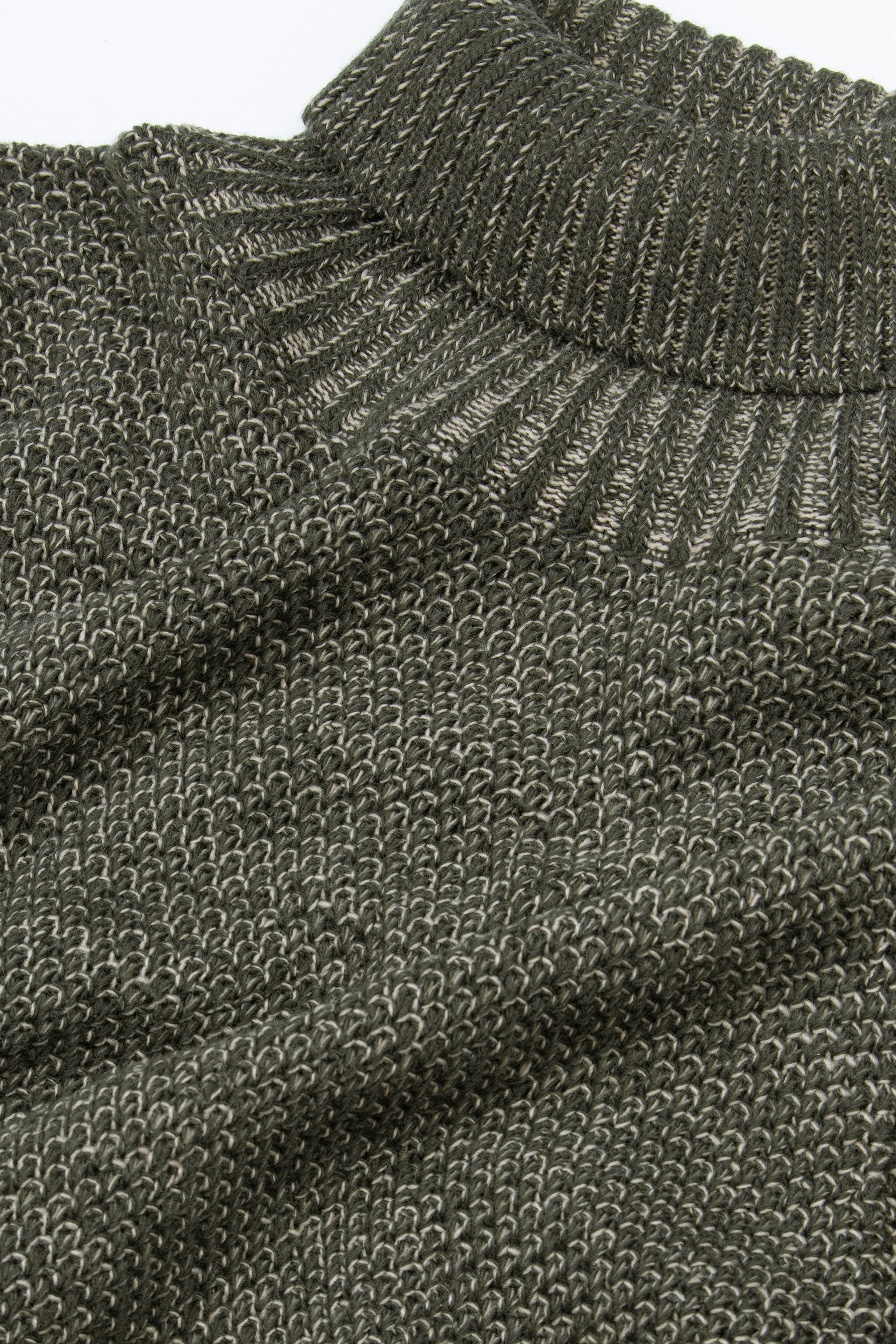 Maglia dolcevita armaturata bicolore verde-Dan John