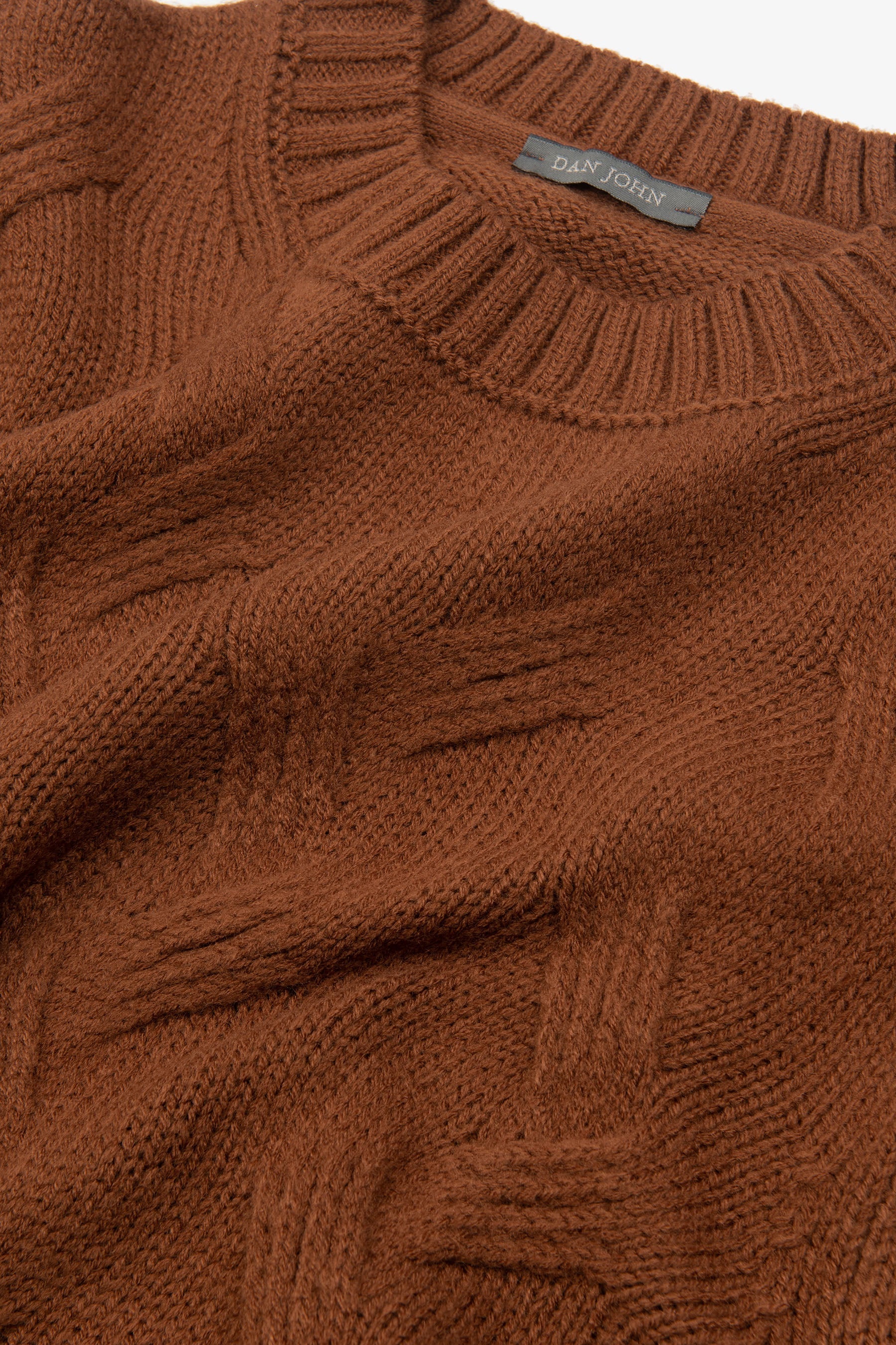 Maglia girocollo treccia discontinua biscotto-Dan John