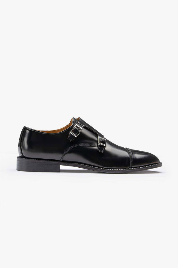 Zapato negro doble hebilla