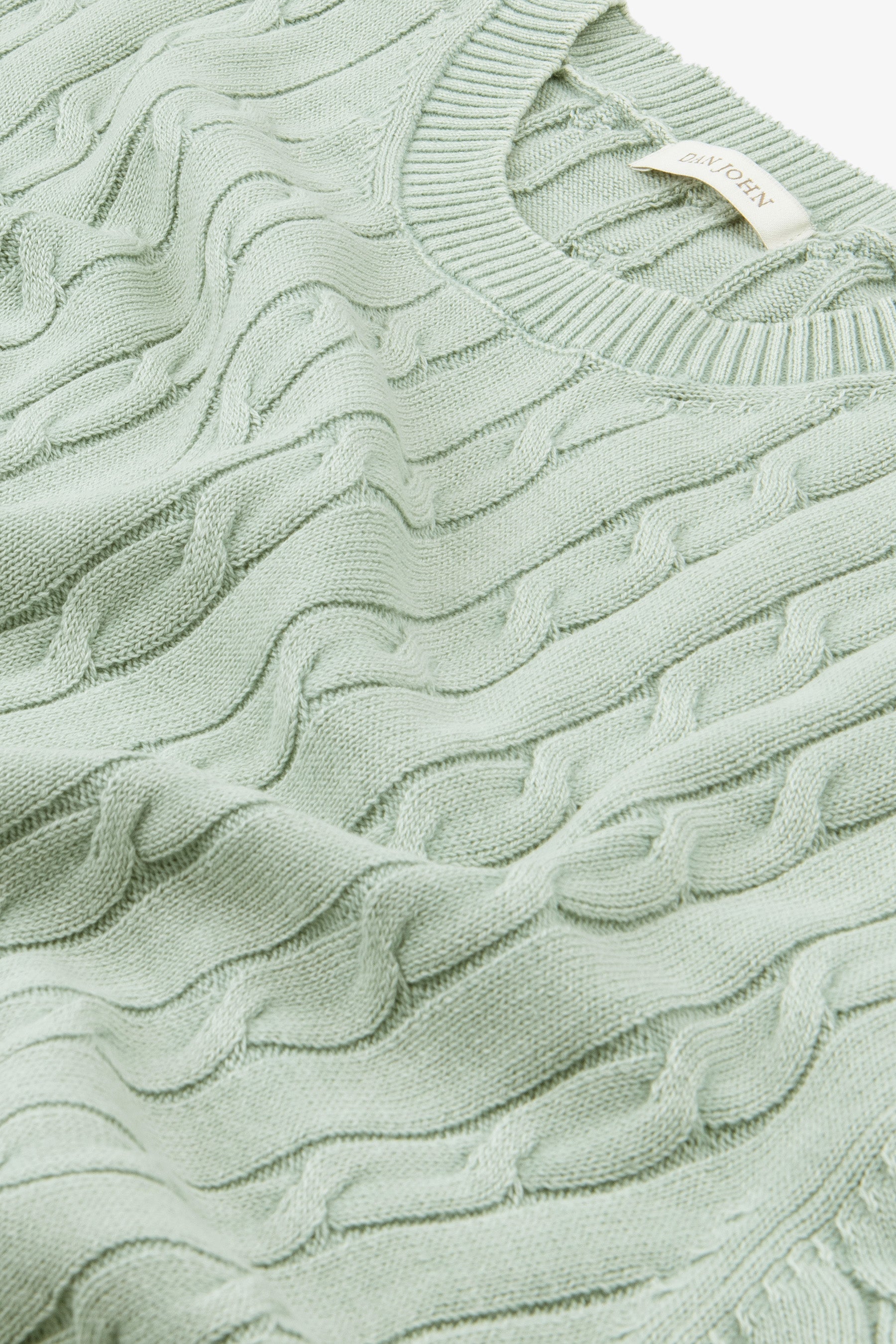 SALBEI GEFLOCHTENER RUNDHALS